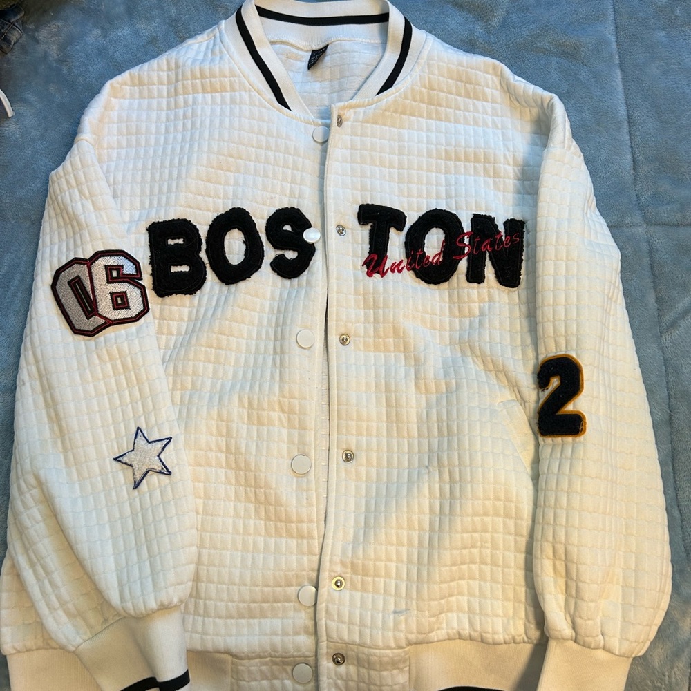 Boston button up